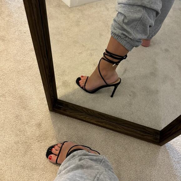 Strappy Black Wrap Heels Sandals Women's Size 7.5 PRETTYLITTLETHING - Picture 4 of 4